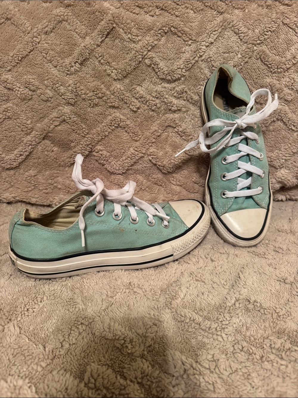 Converse Kids Low-Top Sneakers in Mint Teal and White